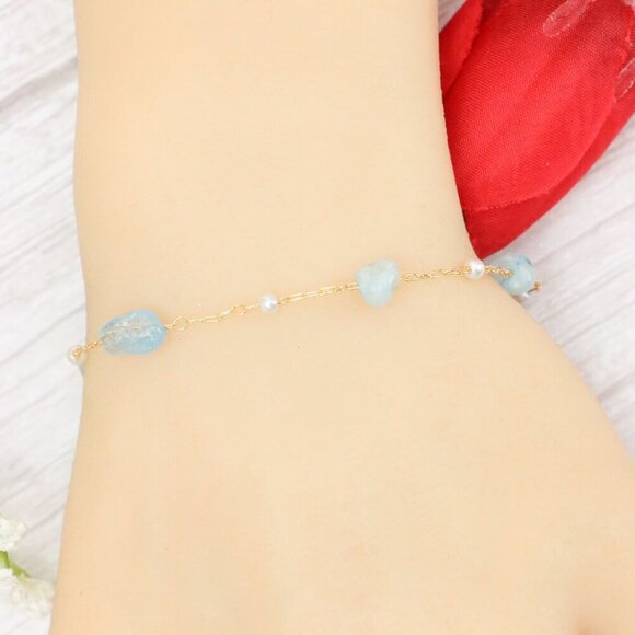 "Trendy Handmade Bracelet – A Thoughtful Gift for Girls & Women | UNVRC1707 - Picture 7 of 10